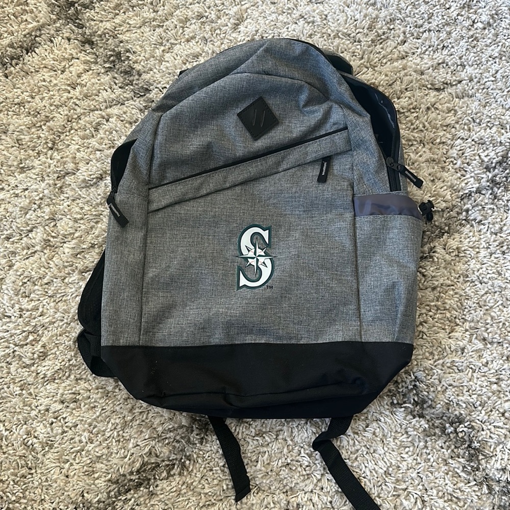 Brand new never used Mariners Backpack with laptop sleeve